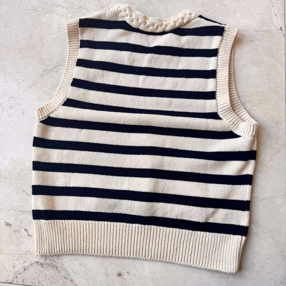 Frame The Harbor Vest Stripped Sleeveless Knit Top - Navy and Cream size XS - Picture 6 of 14